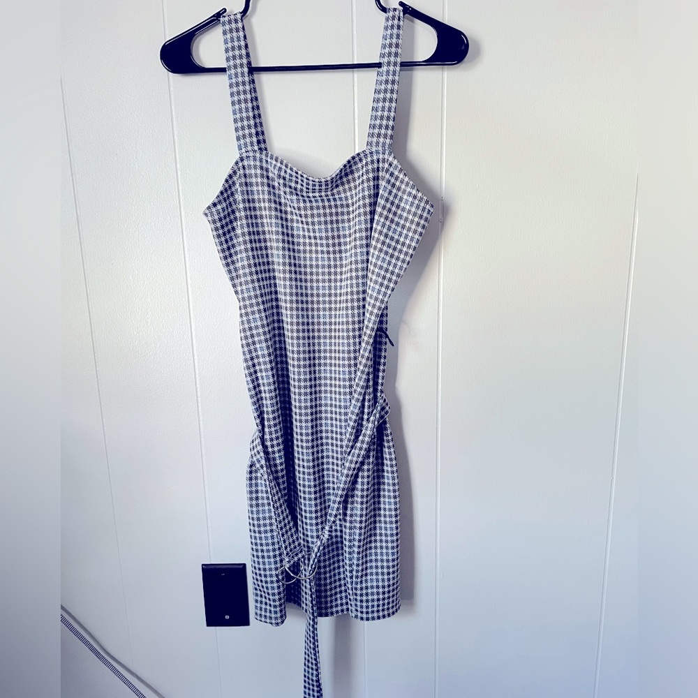 Cute blue and black (plad idk) dress w/ cuteee belt that match’s